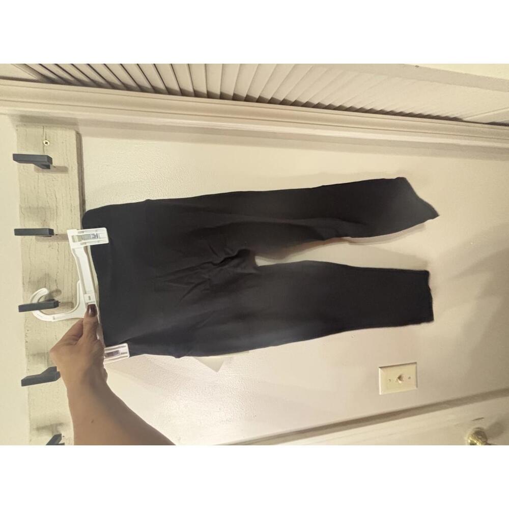 Utopia Women's Hi-Rise Capri Leggings - Black - Size Small - Picture 5 of 5